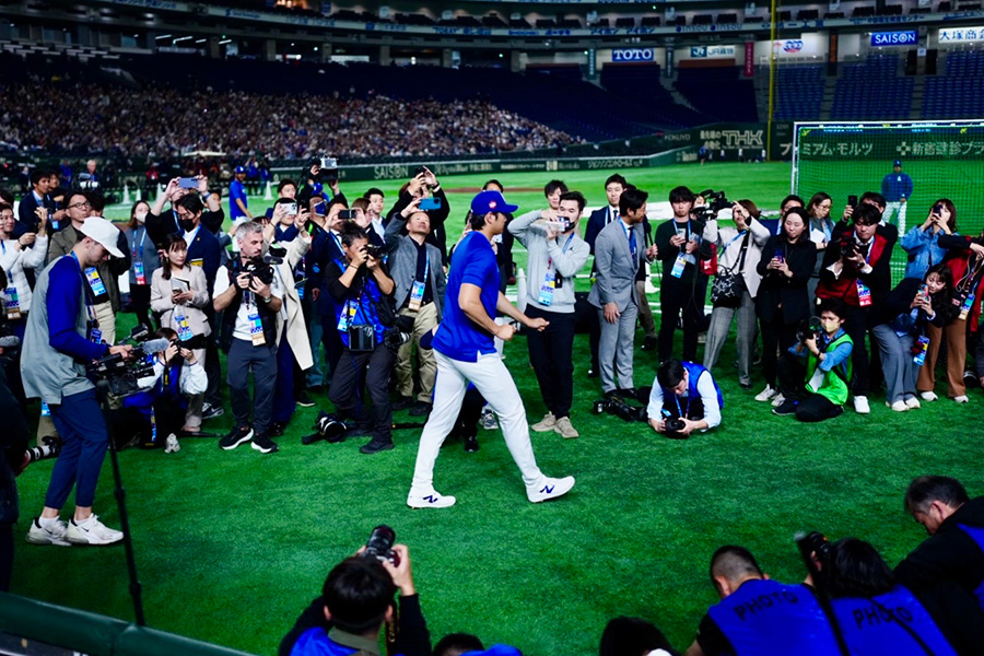 公開練習に参加したドジャース・大谷翔平【写真：矢口亨】