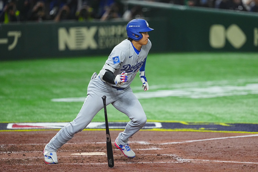 安打を放ったドジャース・大谷翔平【写真：荒川祐史】