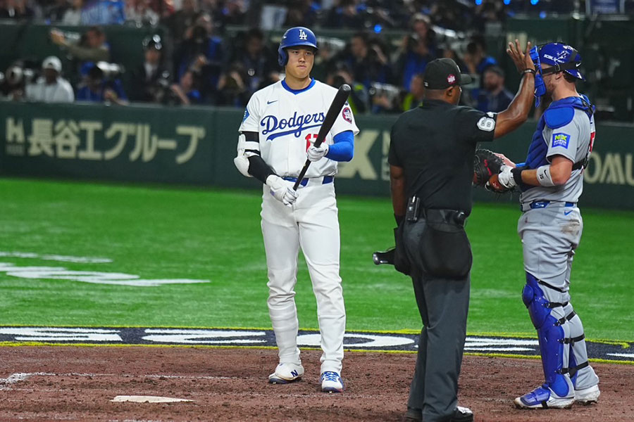 敬遠されたドジャース・大谷翔平【写真：荒川祐史】