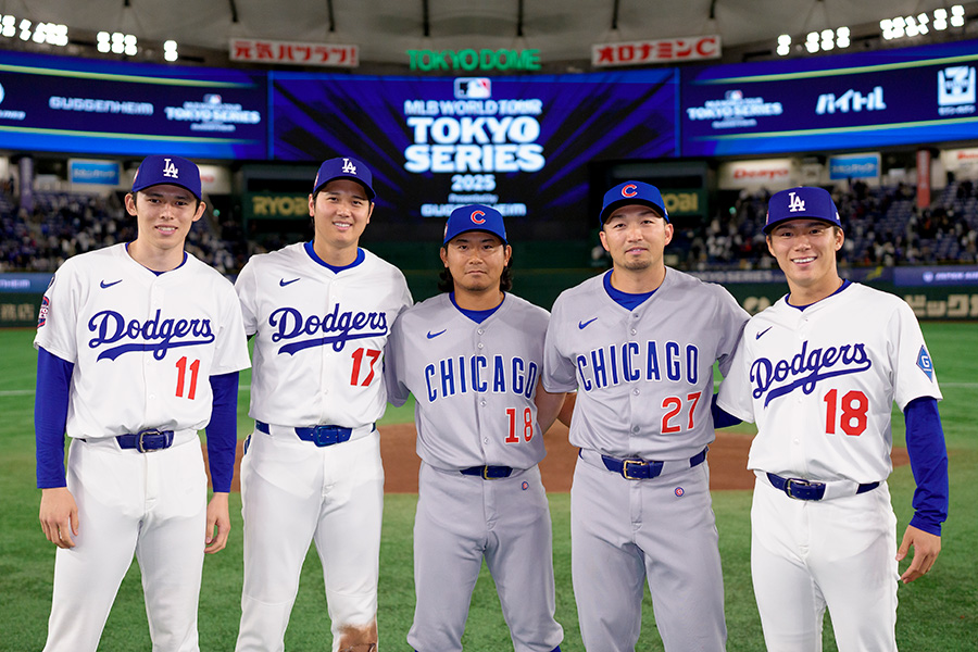 ドジャース・大谷翔平ら日本人5選手が記念撮影【写真：Getty Images】