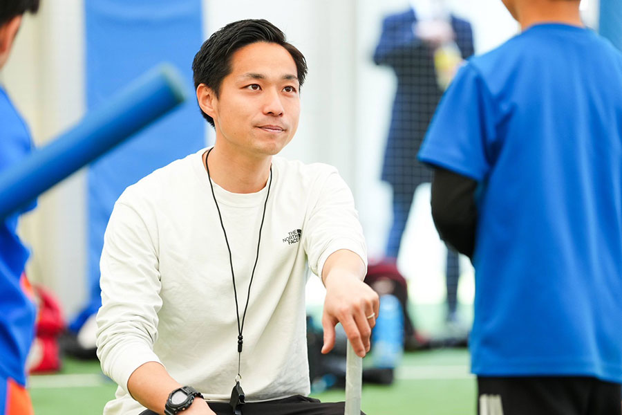 トレーナーの松本竜生氏【写真：本人提供】