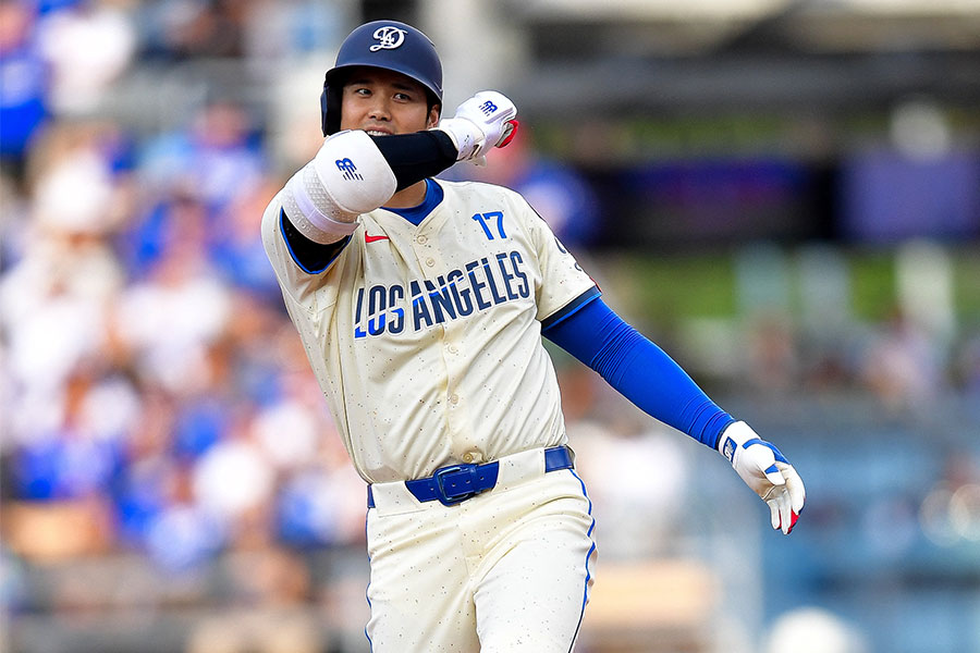 パイレーツ戦で二塁打を放ったドジャース・大谷翔平【写真：ロイター】