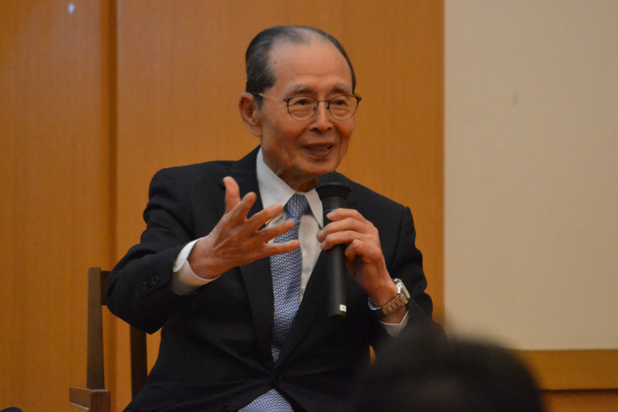 第1回女子野球タウンサミット2025にゲスト登壇した王貞治氏【写真・編集部】
