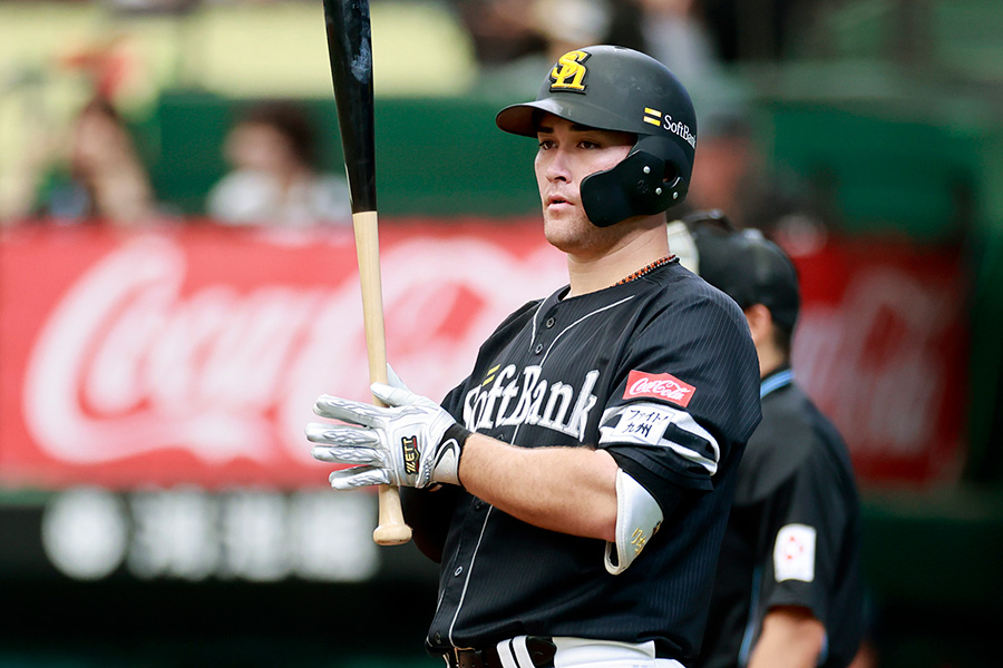 巨人へのトレードが発表されたソフトバンク・リチャード【写真：小池義弘】