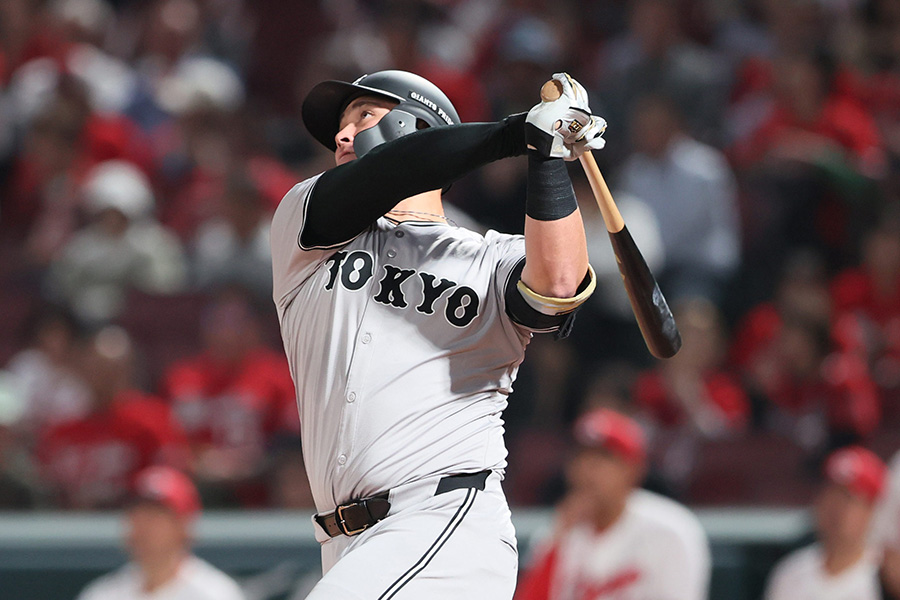 広島戦で本塁打を放った巨人のリチャード【写真提供：産経新聞社】