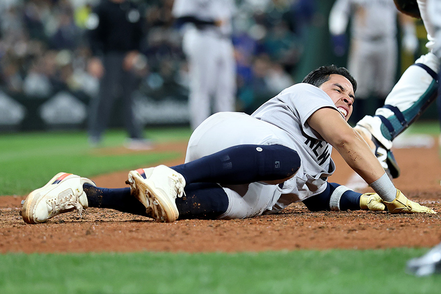 苦悶の表情を浮かべるヤンキースのオズワルド・カブレラ【写真：Getty Images】