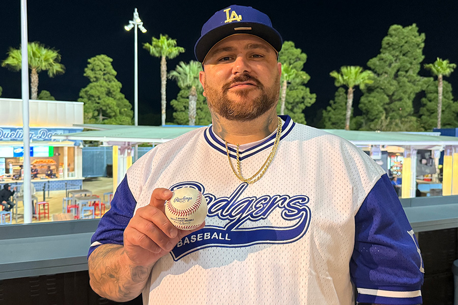 大谷翔平のHRをキャッチしたピーディー・ポッツさん【写真:小谷真弥】