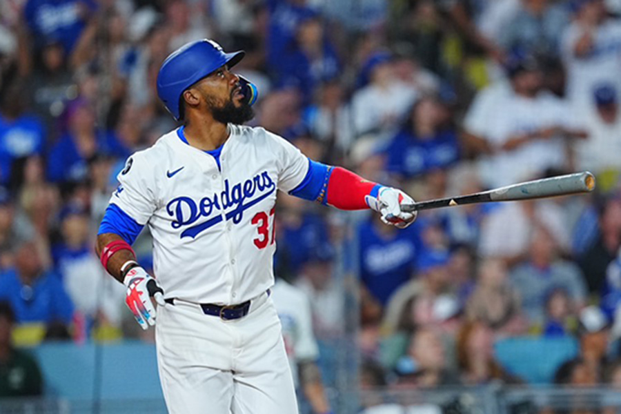 3ランを放ったドジャースのテオスカー・ヘルナンデス【写真：荒川祐史】