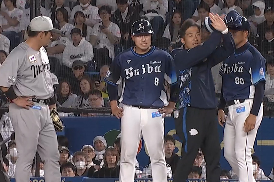 途中交代となった西武・渡部聖弥【画像：パーソル パ・リーグTV】