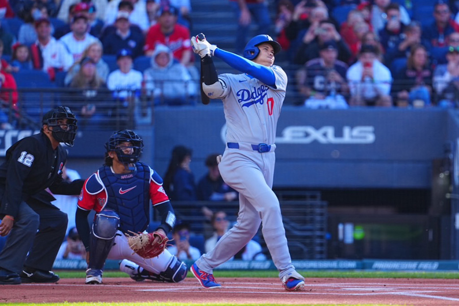 19号先頭打者本塁打を放ったドジャース・大谷翔平【写真：荒川祐史】
