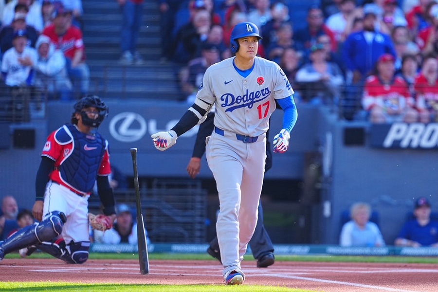 先頭打者本塁打を放ったドジャース・大谷翔平【写真：荒川祐史】