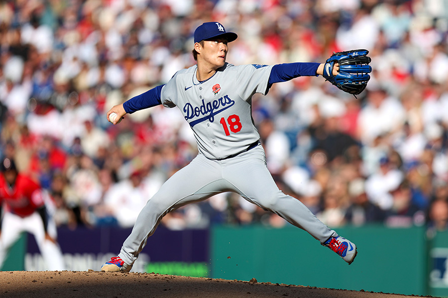 ガーディアンズ戦に先発したドジャース・山本由伸【写真：Getty Images】