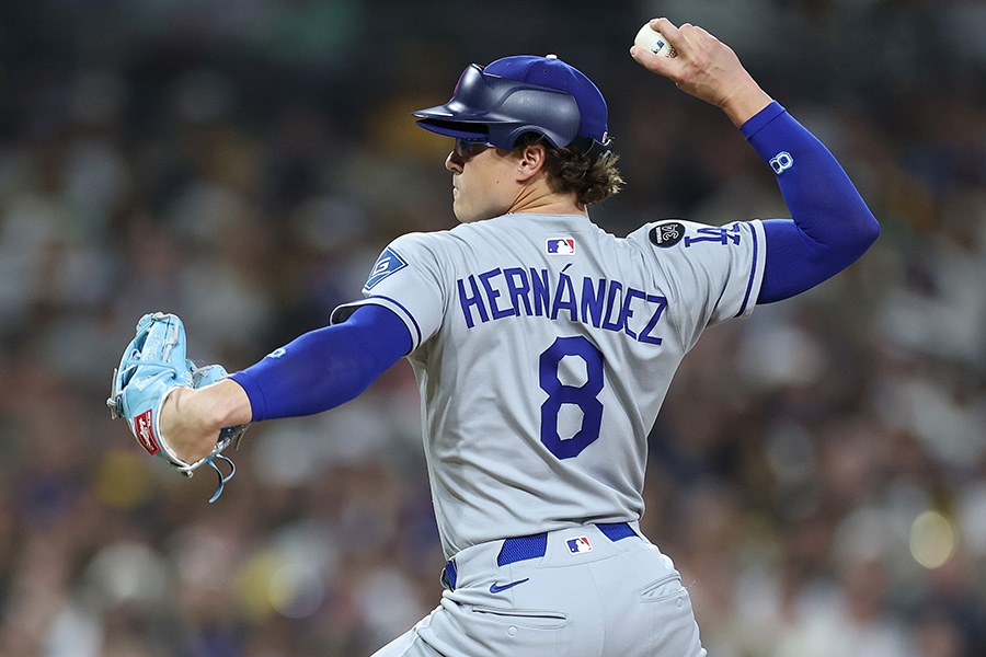 パドレス戦に登板したドジャースのエンリケ・ヘルナンデス【写真：Getty Images】