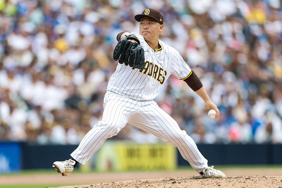 ドジャース戦に登板したパドレス・松井裕樹【写真：ロイター】