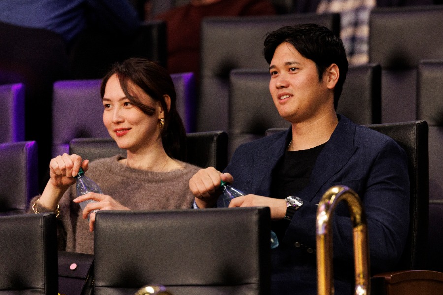 ドジャース・大谷翔平(右)と真美子夫人【写真:Getty Images】