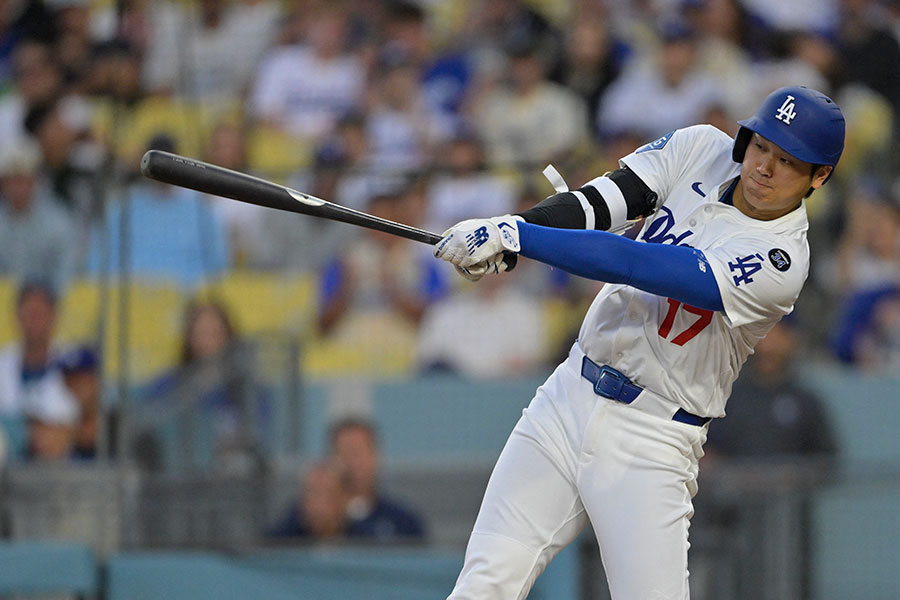3回に右前打を放ったドジャース・大谷翔平【写真:ロイター】