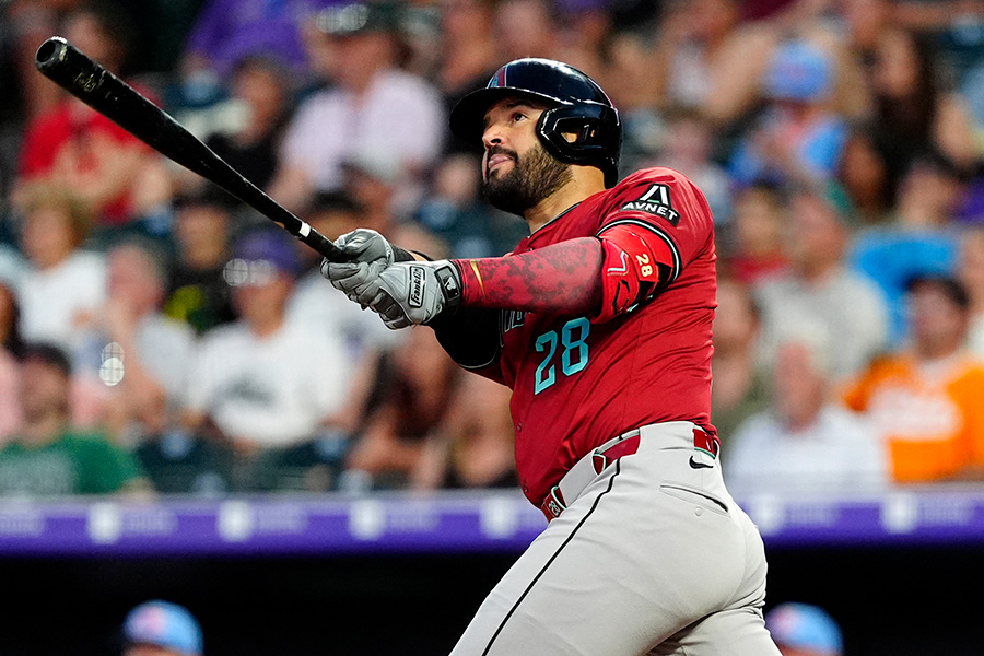 25号を放ったDバックスのエウヘニオ・スアレス【写真：ロイター】