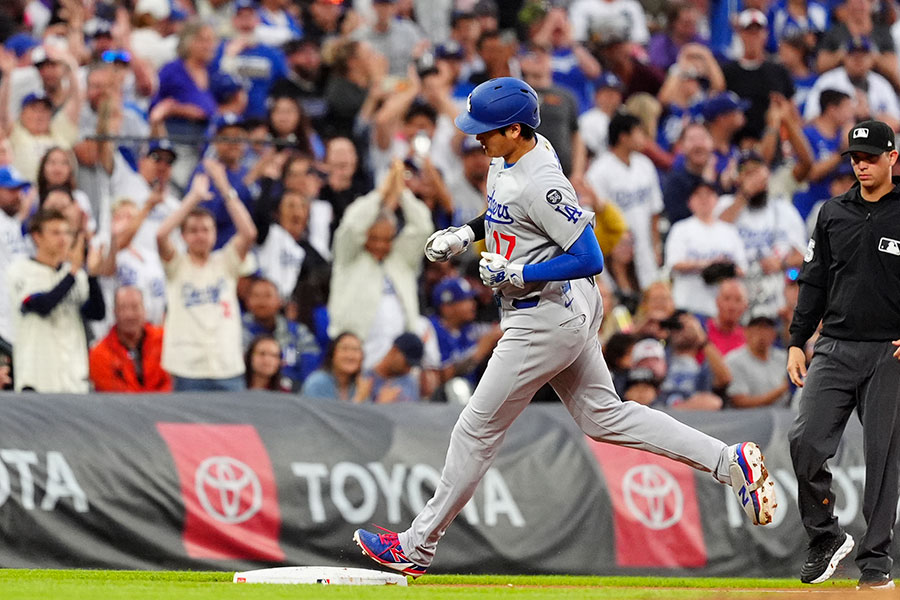 第4打席で本塁打を放ったドジャース・大谷翔平【写真：ロイター】