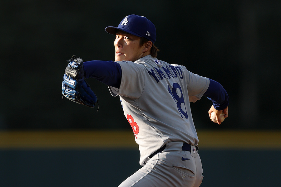 ロッキーズ戦に登板したドジャース・山本由伸【写真：Getty Images】