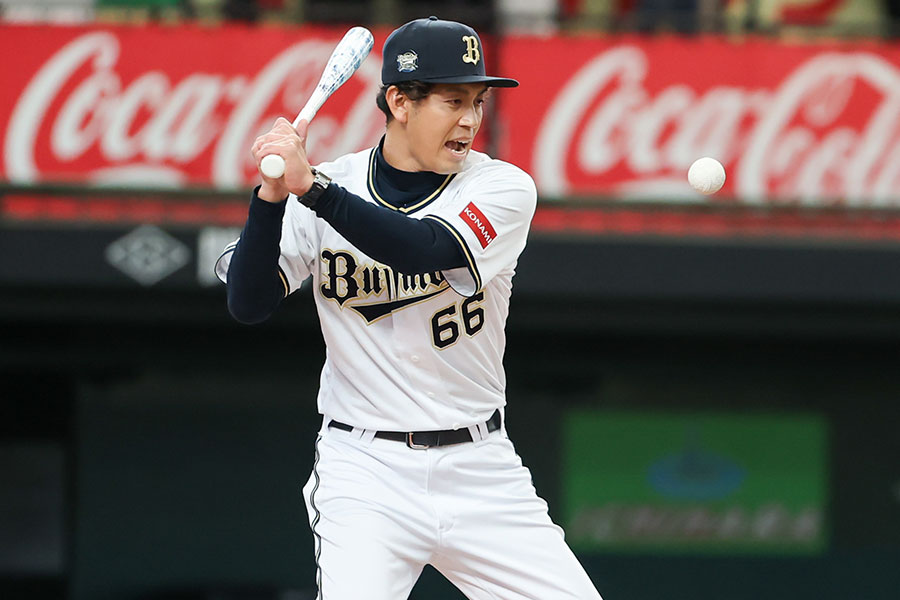 オリックスジュニア・山本和作コーチ【写真：加治屋友輝】