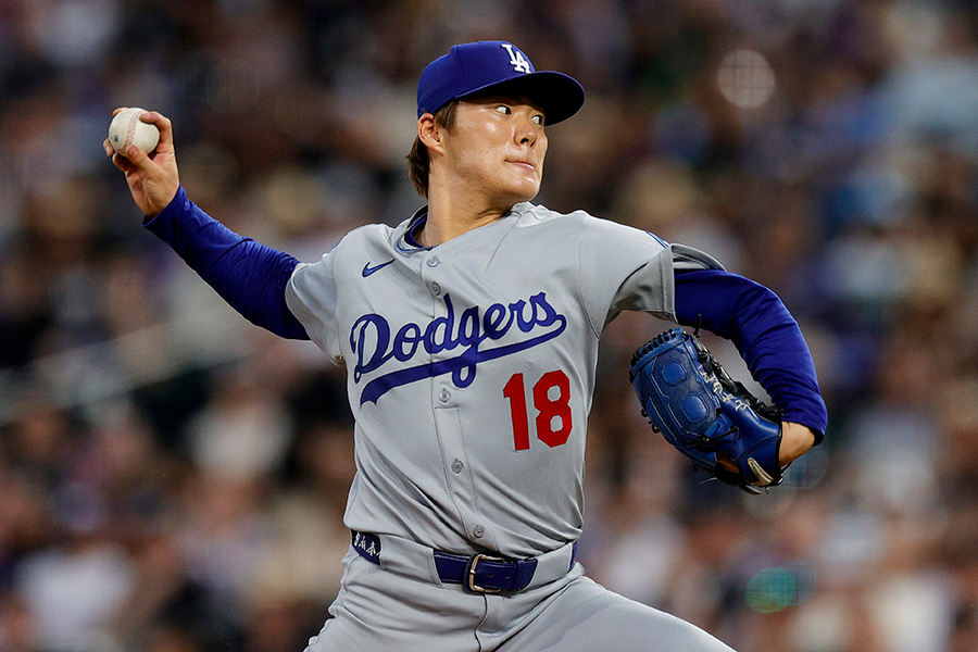 ロッキーズに登板したドジャース・山本由伸【写真：Getty Images】