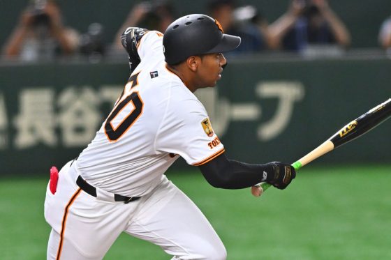 買い物中に知った戦力外 スーパーの屋上で報告も…「ありゃー