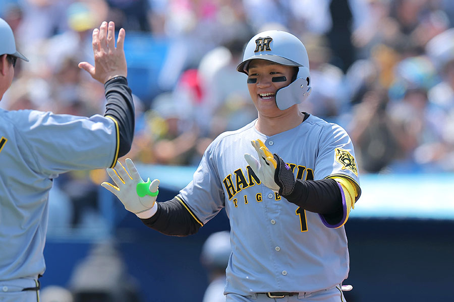 ヤクルト戦で本塁打を放った阪神・森下翔太【写真提供:産経新聞社】