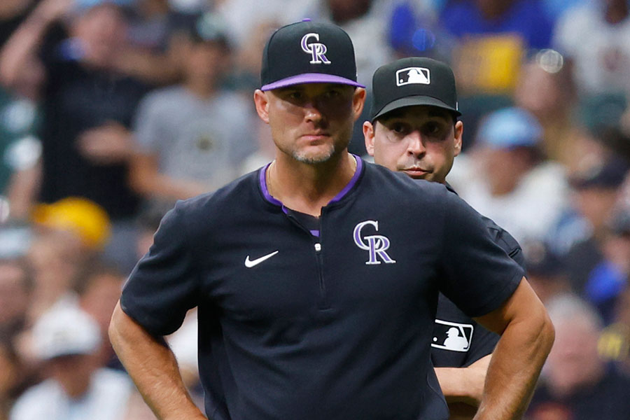 ブルワーズ戦の指揮を執ったロッキーズのウォーレン・シェイファー監督代行【写真：Getty Images】