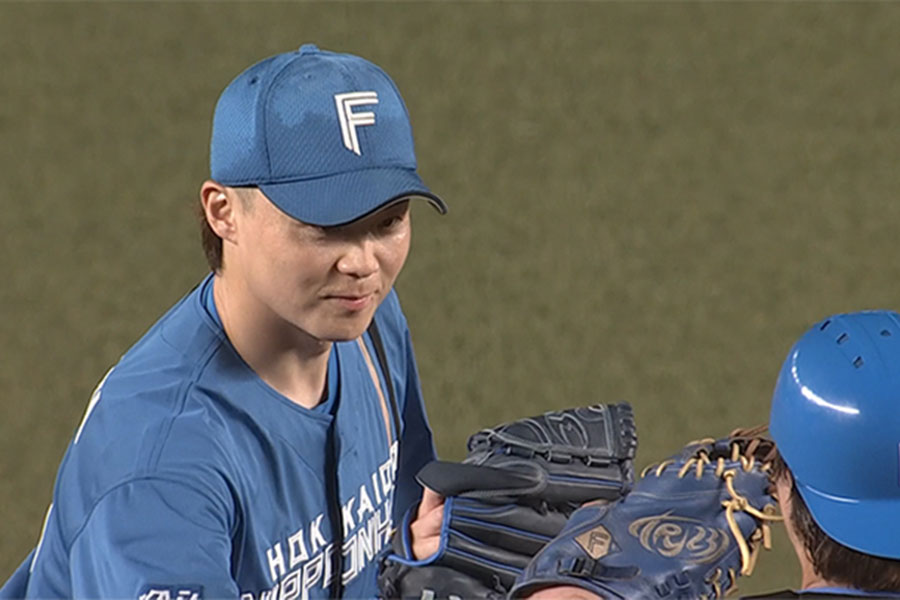 ロッテ戦に先発した日本ハム・山崎福也【画像：パーソル パ・リーグTV】