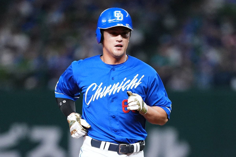 中日・板山祐太郎【写真：小林靖】