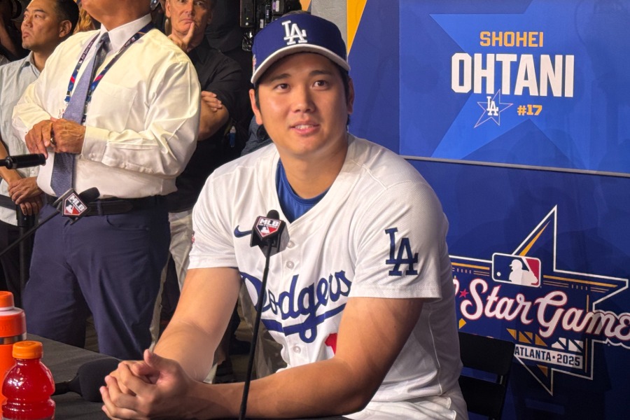 オールスター前日会見に臨んだドジャース・大谷翔平【写真：小谷真弥】