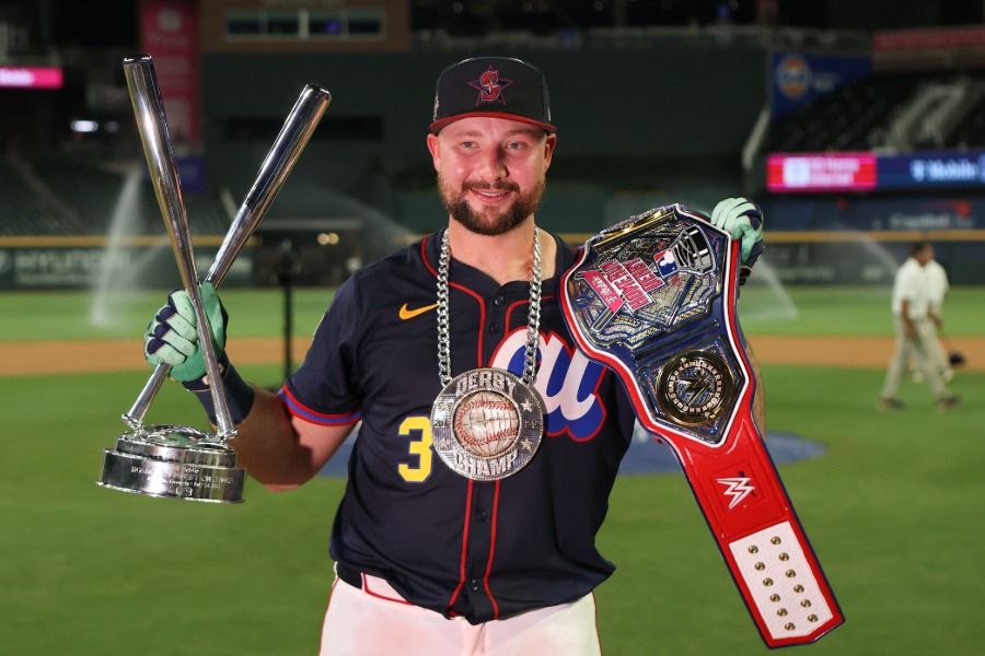 ホームランダービーで優勝したマリナーズのカル・ローリー【写真：ロイター】