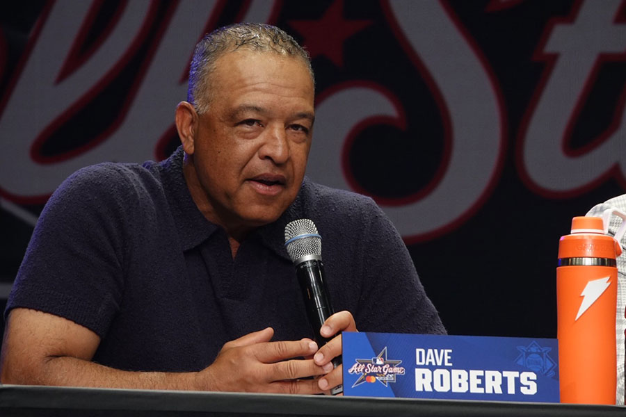 ドジャースのデーブ・ロバーツ監督【写真：真柴健】