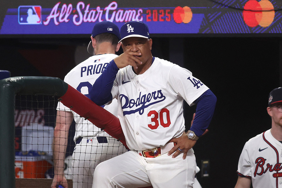 オールスターで指揮を執ったドジャースのデーブ・ロバーツ監督【写真：ロイター】