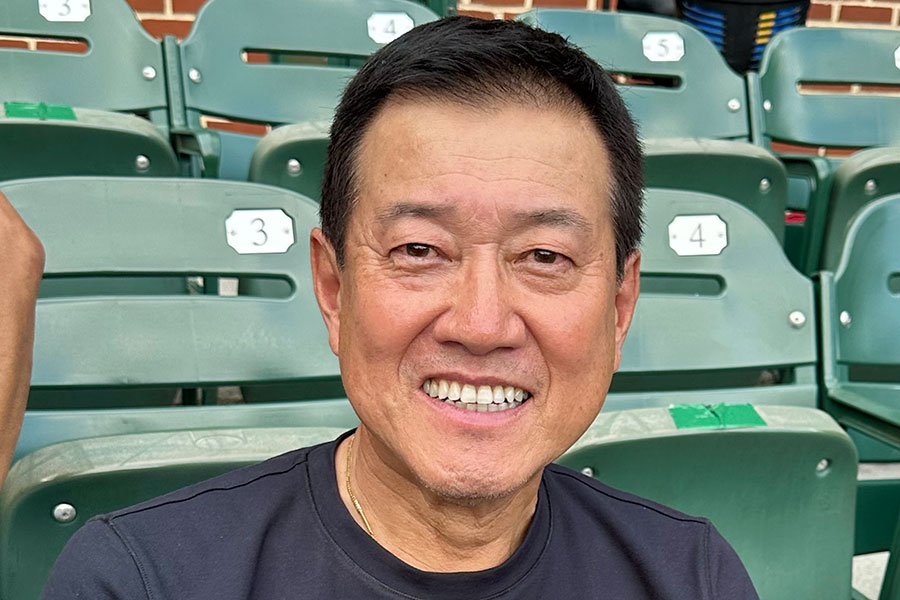 Full-Countの単独取材に応じた原辰徳氏【写真：木崎英夫】