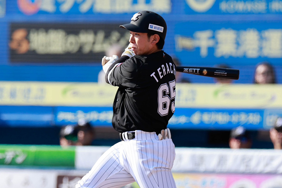 ロッテ・寺地隆成【写真：小池義弘】