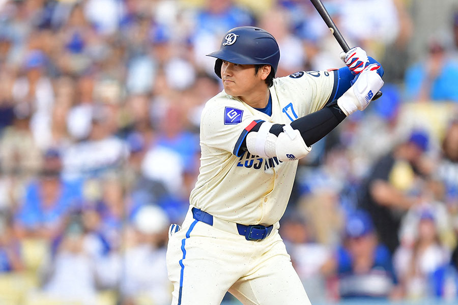 ブルワーズ戦で本塁打を放ったドジャース・大谷翔平【写真：ロイター】