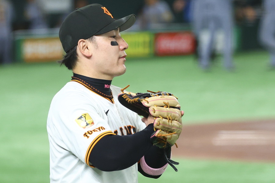 阪神戦に出場した巨人・丸佳浩【写真：加治屋友輝】