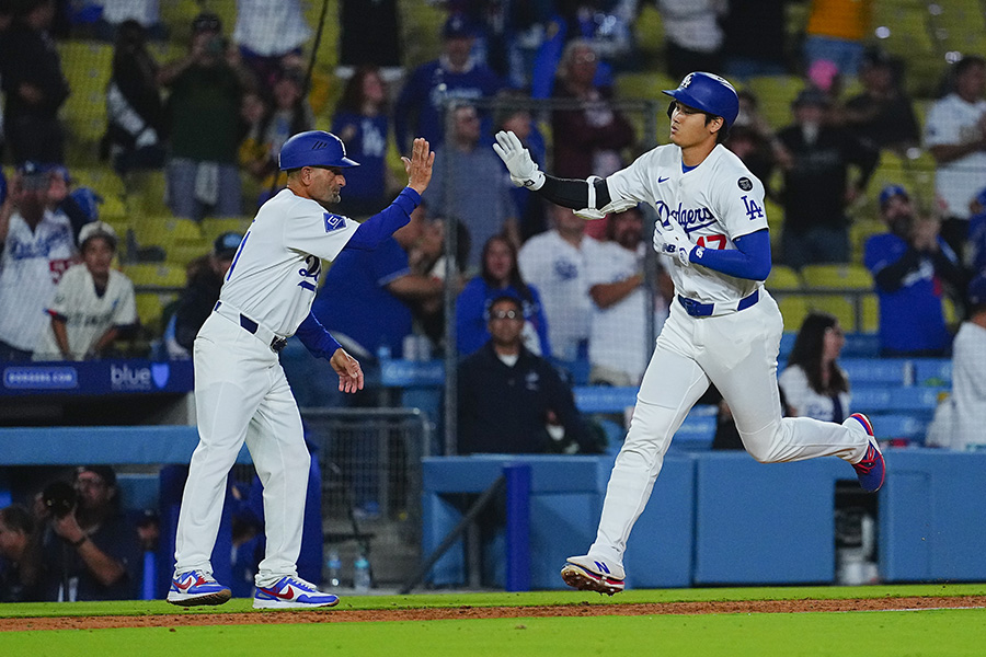 ツインズ戦で本塁打を放ったドジャース・大谷翔平【写真:荒川祐史】