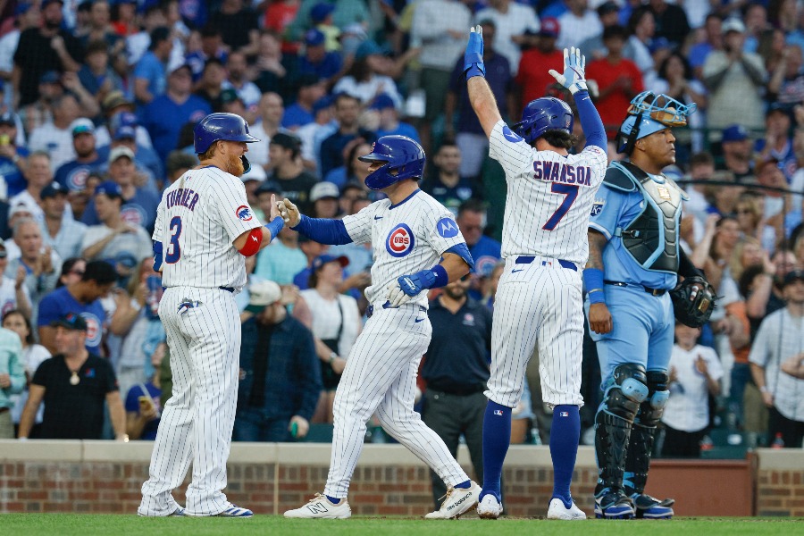 カブス戦の試合前セレモニアルピッチに大物日本人が登場【写真：ロイター】