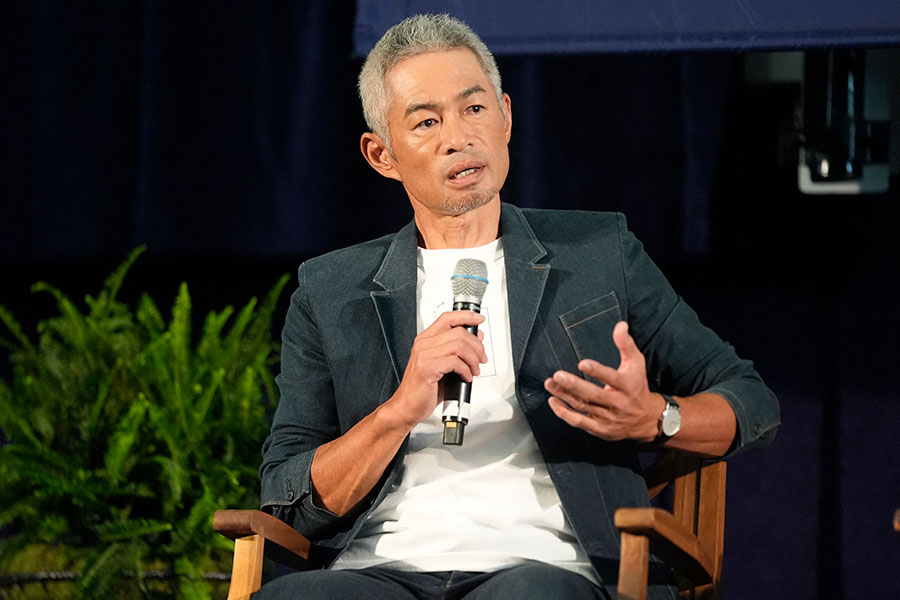 マリナーズ会長付き特別インストラクターを務めるイチロー氏【写真：ロイター】