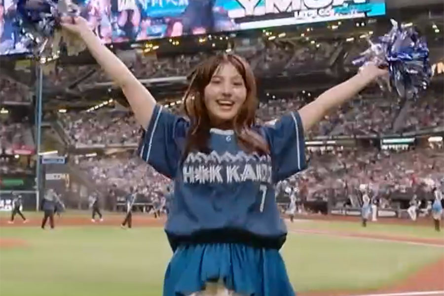 「YMCAダンス」を披露した花咲楓香さん【画像:パーソル パ・リーグTV】