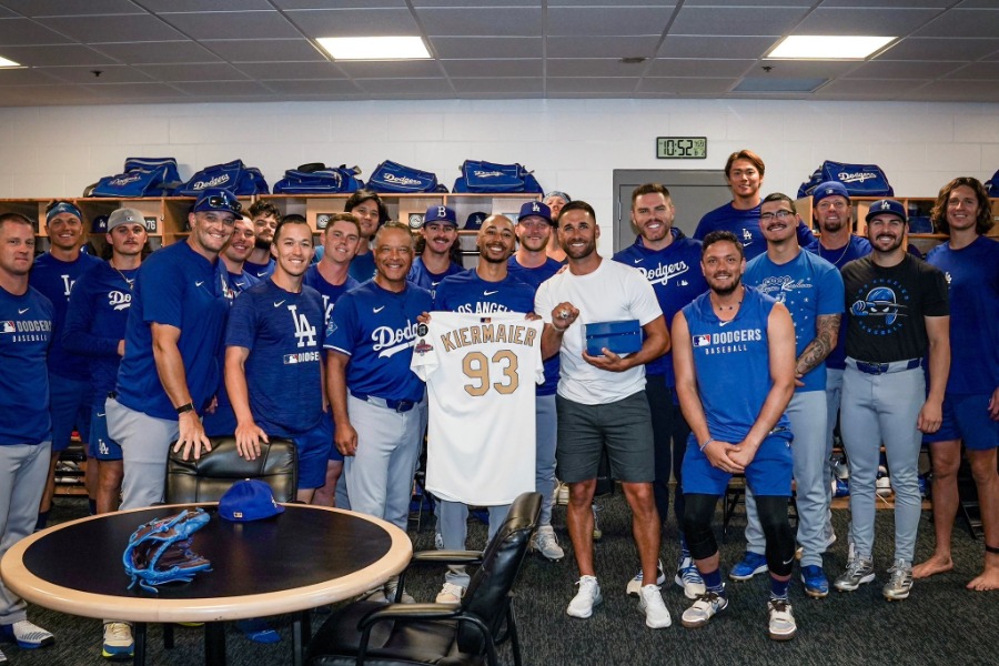 ドジャースが撮影した集合写真【写真提供:ドジャース】