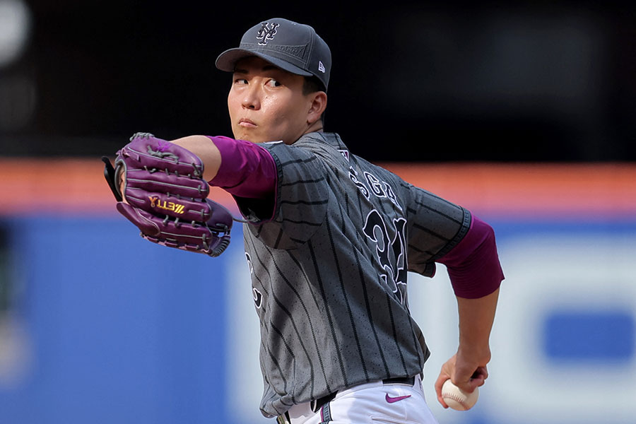 ジャイアンツ戦に登板したメッツ・千賀滉大【写真：ロイター】