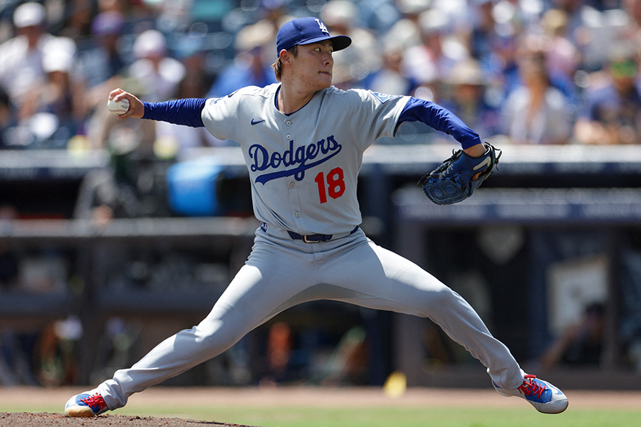 レイズ戦に先発したドジャース・山本由伸【写真：ロイター】