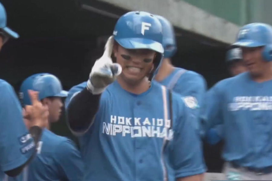 ロッテ戦に出場した日本ハム・今川優馬【画像：パーソル パ・リーグTV】