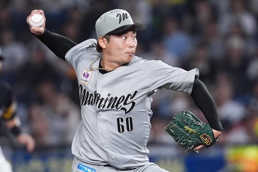 ロッテ・横山陸人【写真：小林靖】