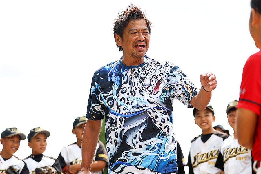 野球講演家の年中夢球氏【写真：加治屋友輝】