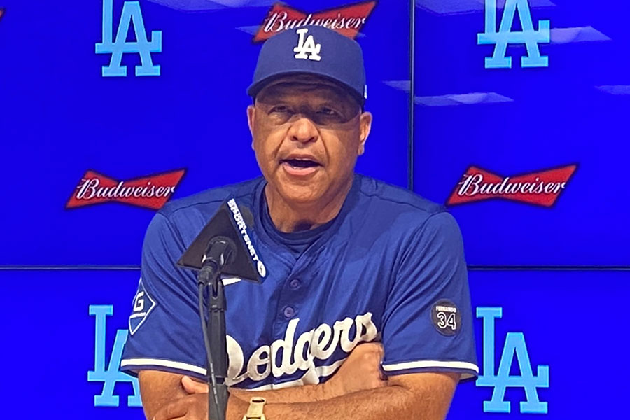 ドジャーズのデーブ・ロバーツ監督【写真：真柴健】