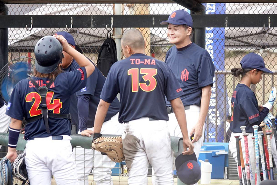 南長崎マリナーズの浦根監督【写真：橋本健吾】